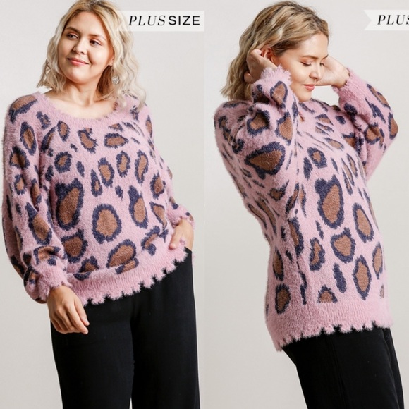 NEW Umgee Animal Print Long Sleeve Pullover Sweater with Distressed Hem - Picture 2 of 11